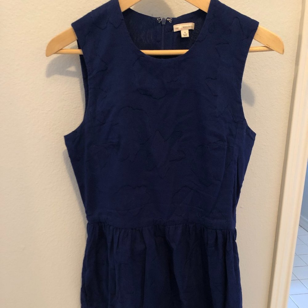 Gap sleeveless a-line dress size 4